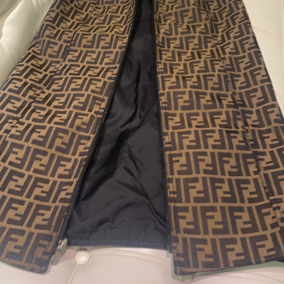 Fendi dress size small - Picture 2 of 3